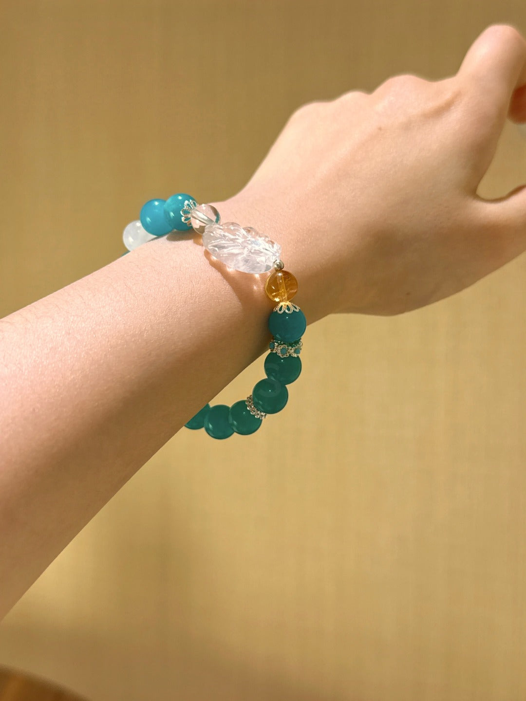 ▫️▪️ Tianhe stone white crystal nine-tailed fox bracelet